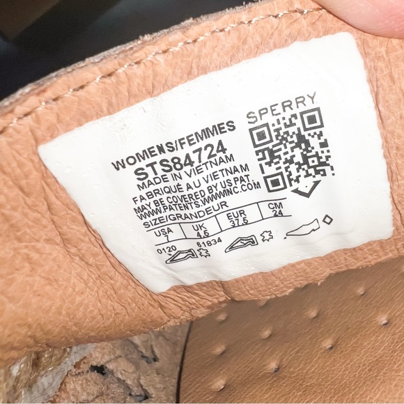 Sperry Seaport Tasseled Loafers - Gold, Size 7 - Picture 3 of 9